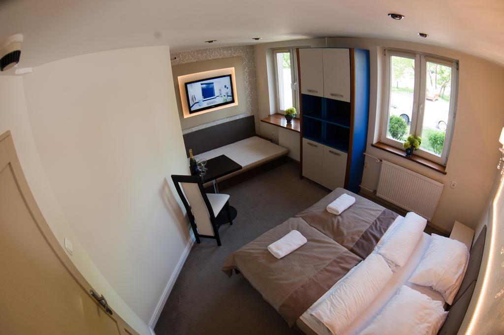 The Center Apartments Krakowska ジェシュフ 部屋 写真